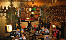 仏舎利宝塔内 祭壇