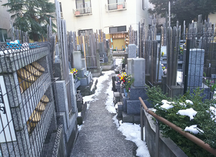墓苑の様子2