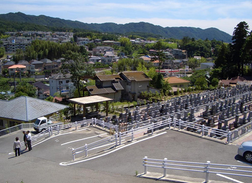 眺望・採光・立地・環境を兼ね備えた霊園「神戸六甲霊園」