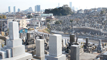 横浜市営　三ツ沢墓地