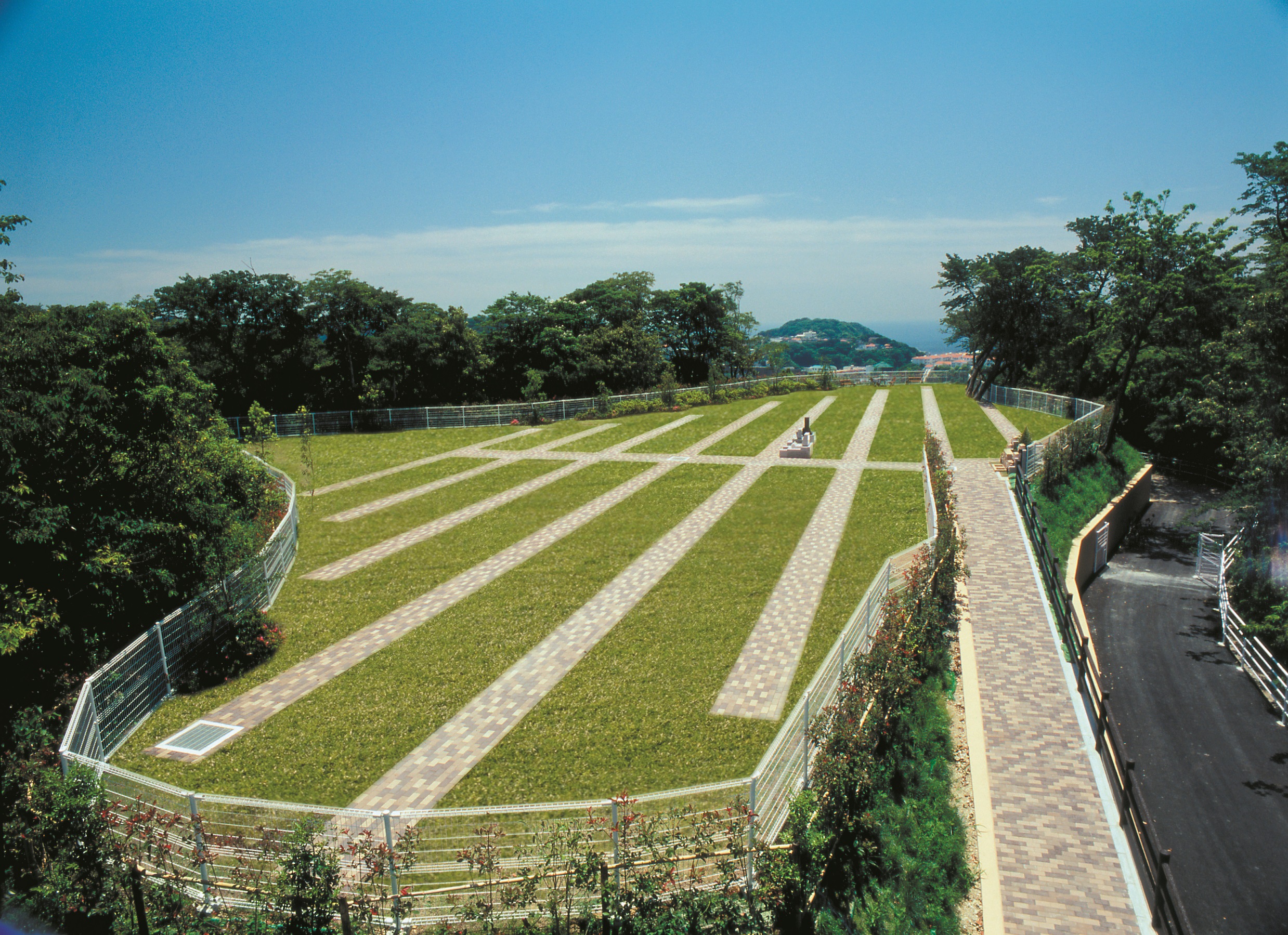 鎌倉材木座霊園「せいらいの丘」